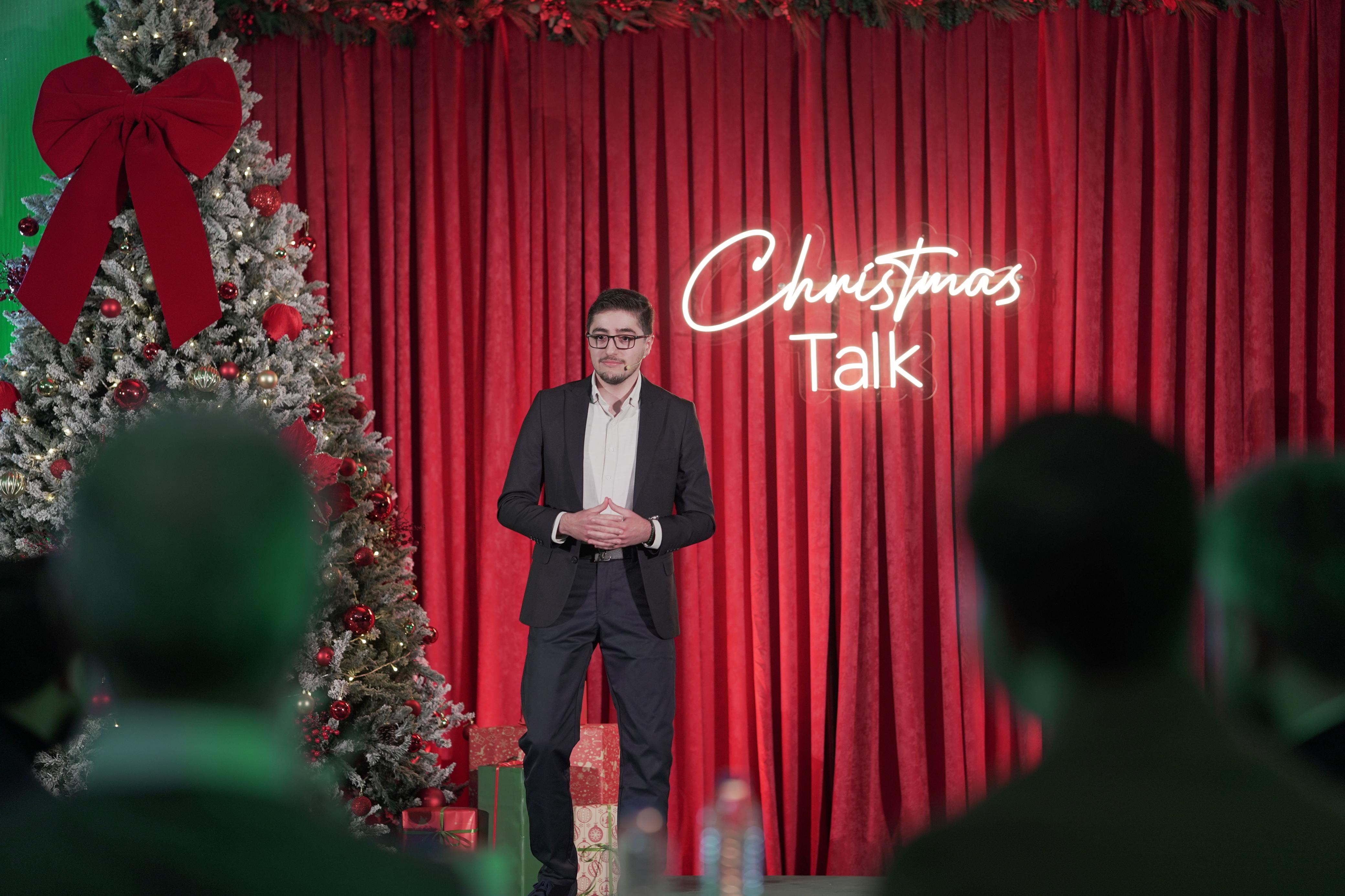 Aro Dana speaking at iTalks Christmas Talk